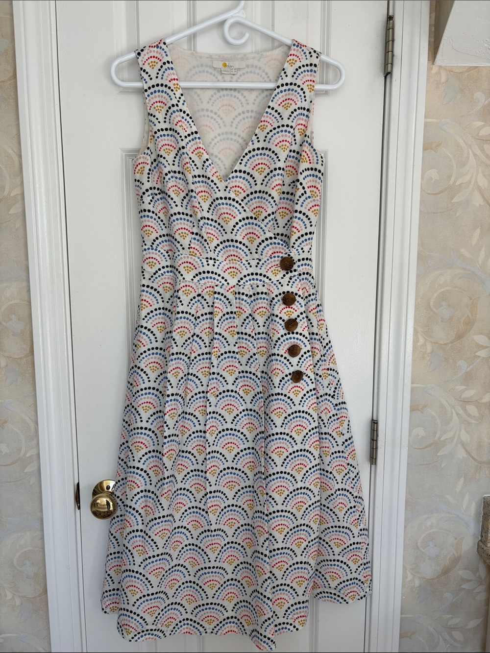 Boden Cotton/Linen Sleeveless V-Neck White Dress with Multicolor Dot Fan Print